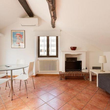 Corso Como Balcony Apartment Милан Экстерьер фото