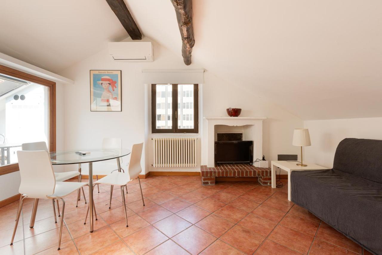 Corso Como Balcony Apartment Милан Экстерьер фото