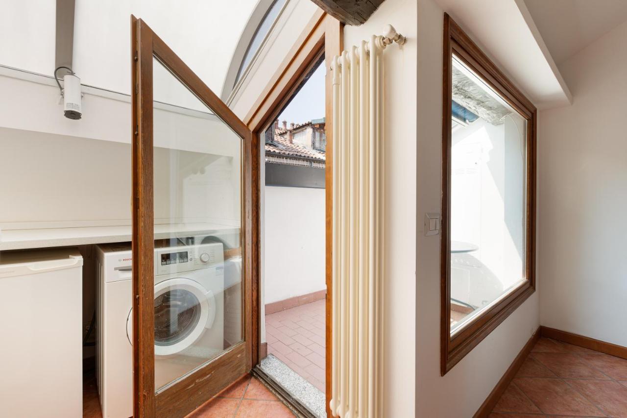 Corso Como Balcony Apartment Милан Экстерьер фото